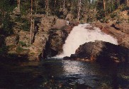 Kleiner Wasserfall